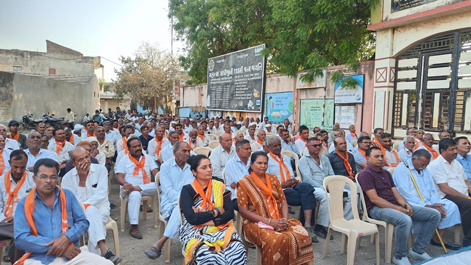 દેશના ઉપરાષ્ટ્રપતિ શ્રી જગદીપ ધનખડજીની ટીમ અમરેલી સાથે શુભેચ્છા મુલાકાત કરી